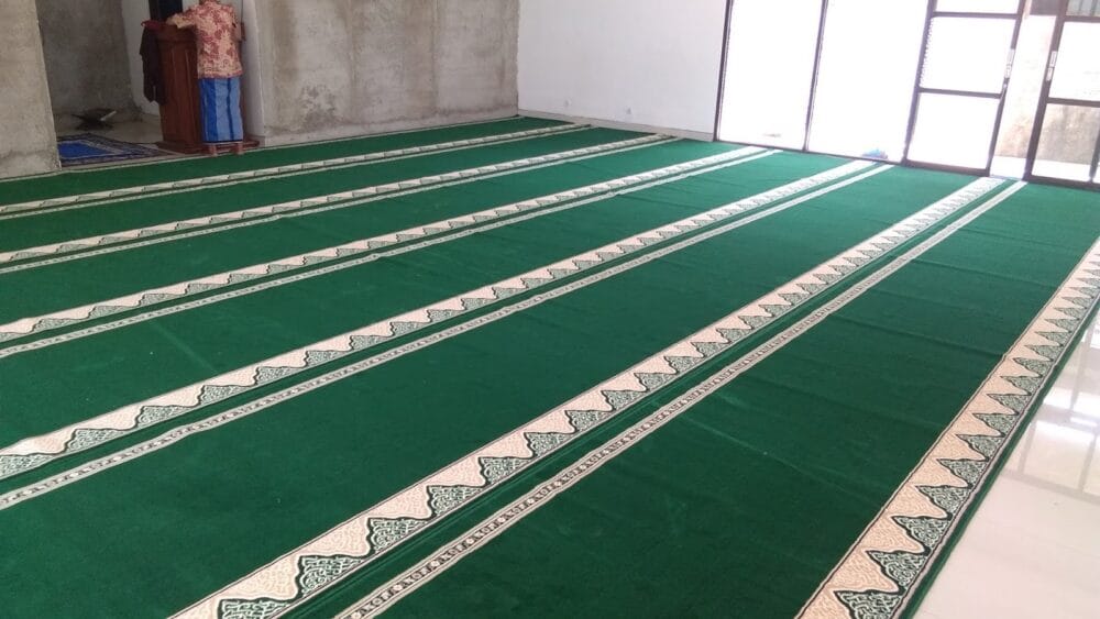 Cara Memasang Karpet Masjid