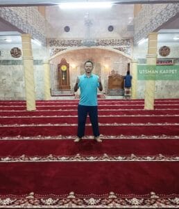 Foto Foto Hasil Pemasangan Karpet untuk Masjid Rumah Sakit Angkatan Udara Dr. M. Salamun Bandung