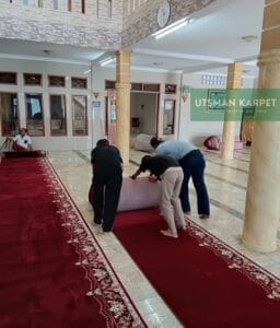 Pemasangan Karpet Masjid Masjid Rumah Sakit Angkatan Udara Dr. M. Salamun Bandung