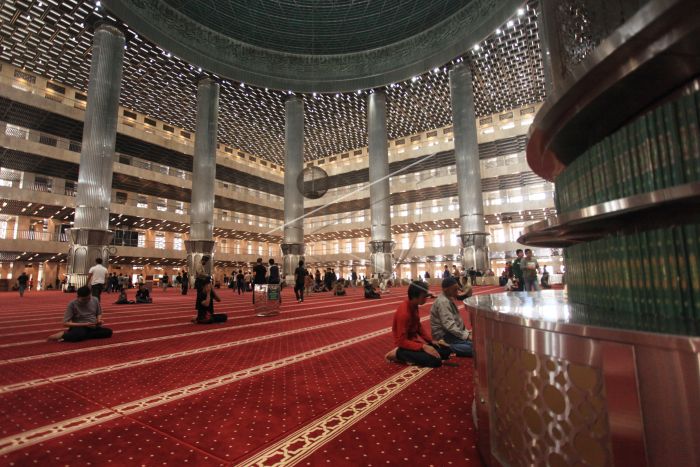 Manfaat Menggunakan Karpet Masjid