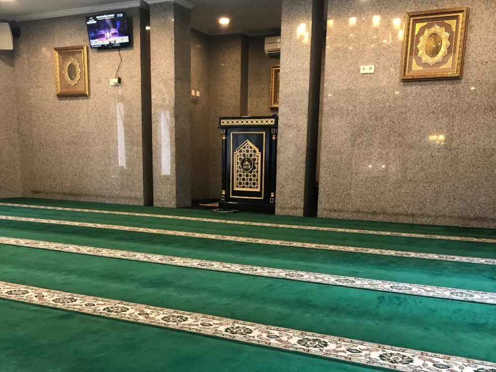 Cara Cek Kualitas Karpet Masjid Secara Online