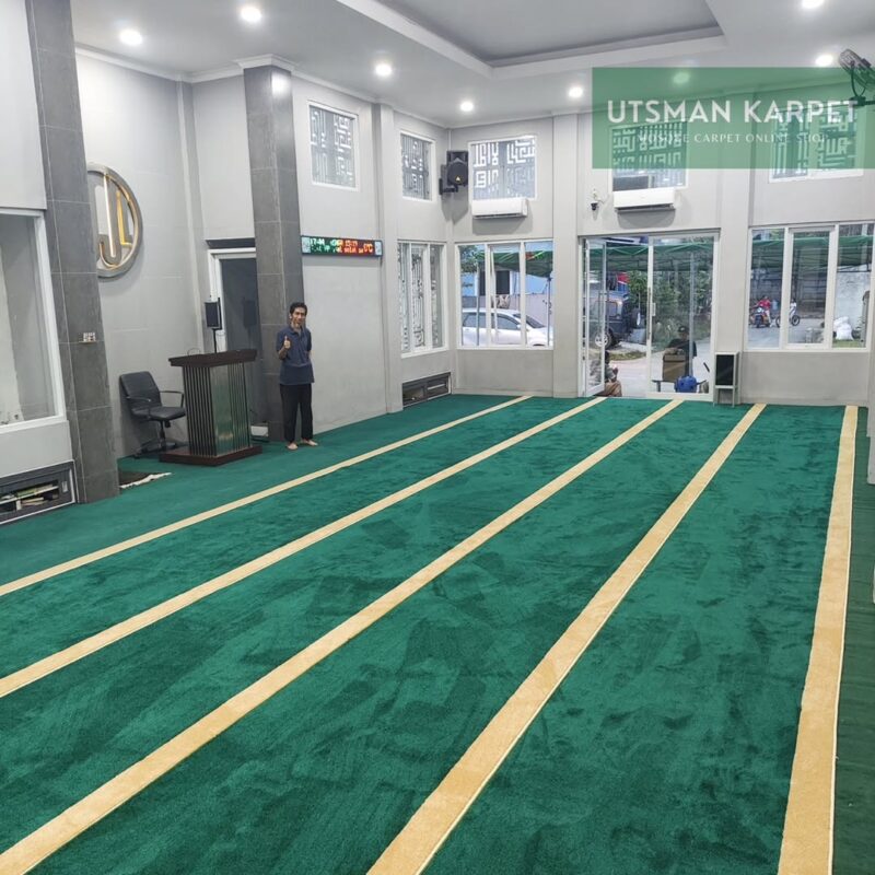 Perbandingan Harga Karpet Masjid Lokal vs Impor 